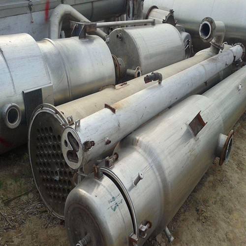 多效蒸發(fā)器設(shè)計中應(yīng)達到的要求：