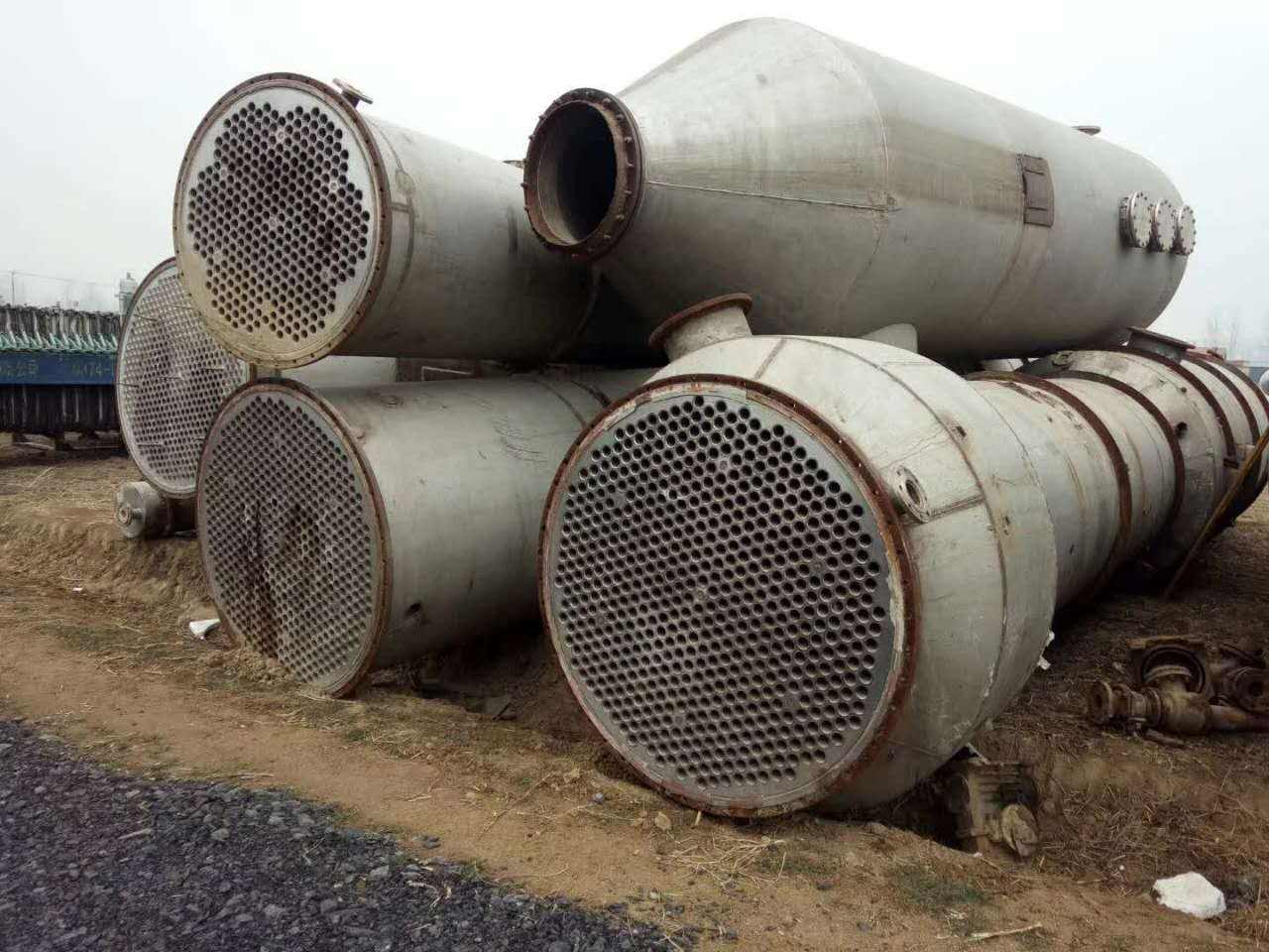 薄膜蒸發(fā)器的運動形態(tài): 薄膜蒸發(fā)器的運動形態(tài):